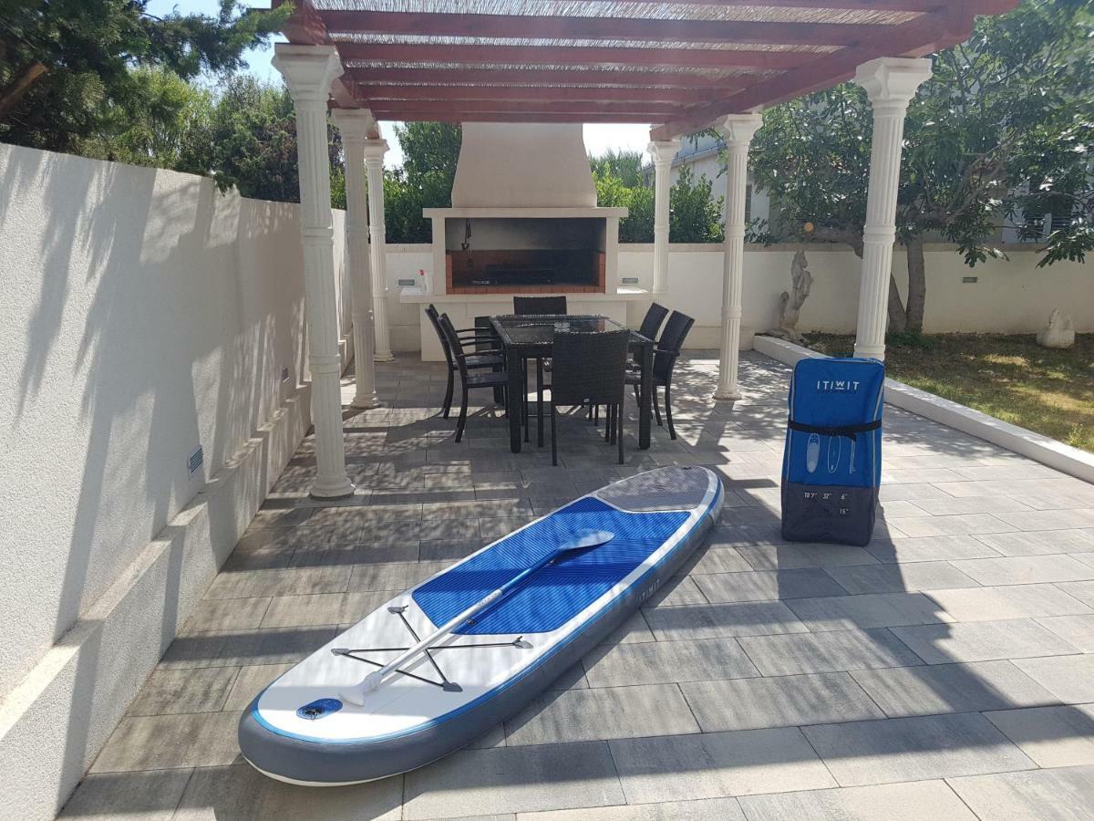 Elizabeta Apartments Nin Exterior foto